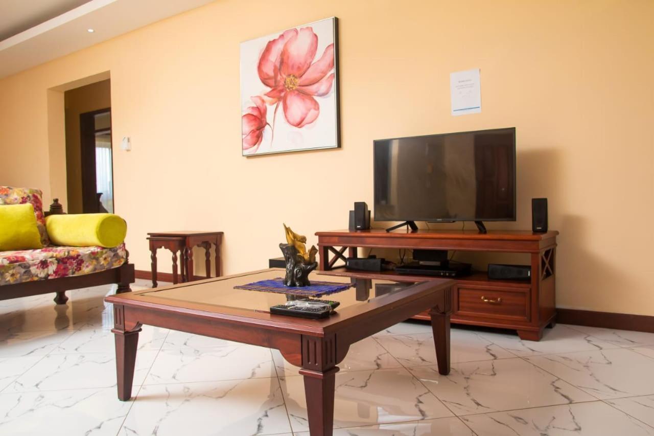 Lux Suites Nyali Luxury Apartments Момбаса Екстериор снимка
