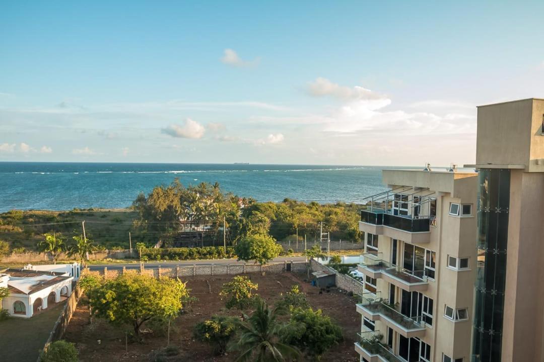 Lux Suites Nyali Luxury Apartments Момбаса Екстериор снимка